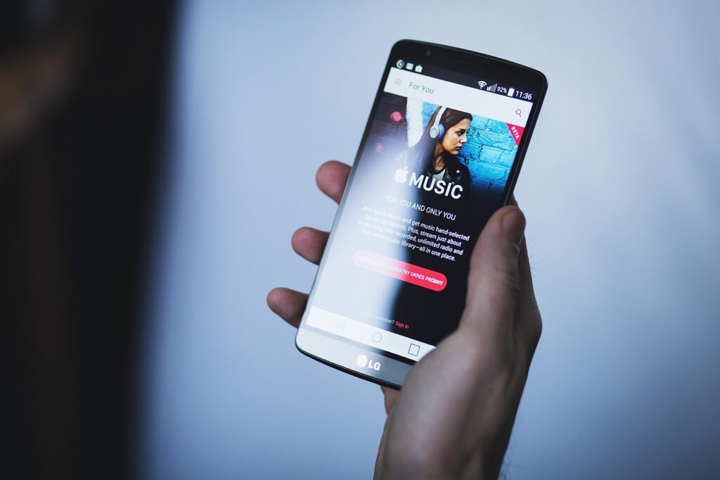 Happy renting music